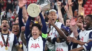 رحيل الأساطير يلوح.. سون يلتحق بثنائي الأهلي في موسم 2026